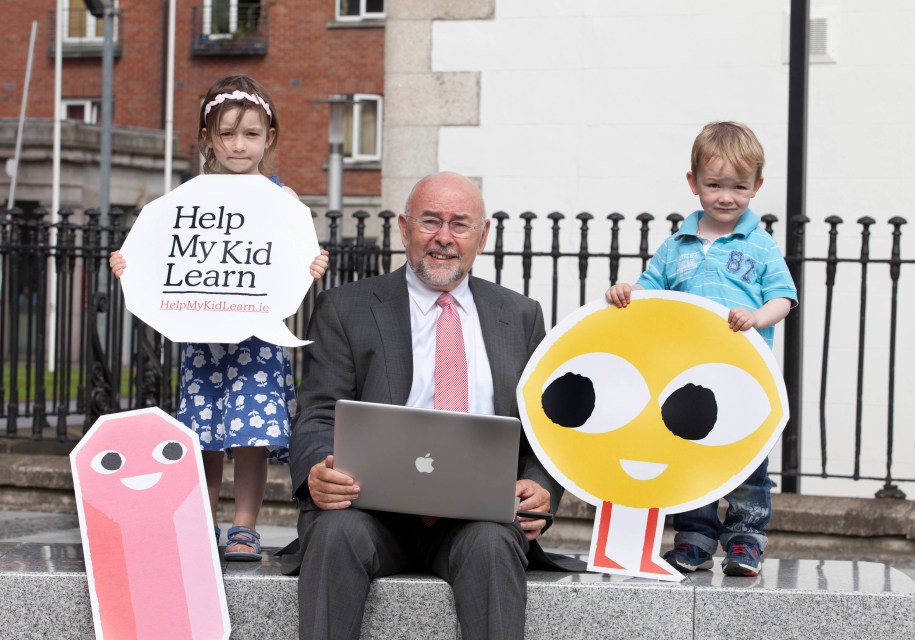 Family literacy. Launch of Helpmykidlearn