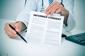 Stock picture: A doctor with a paper